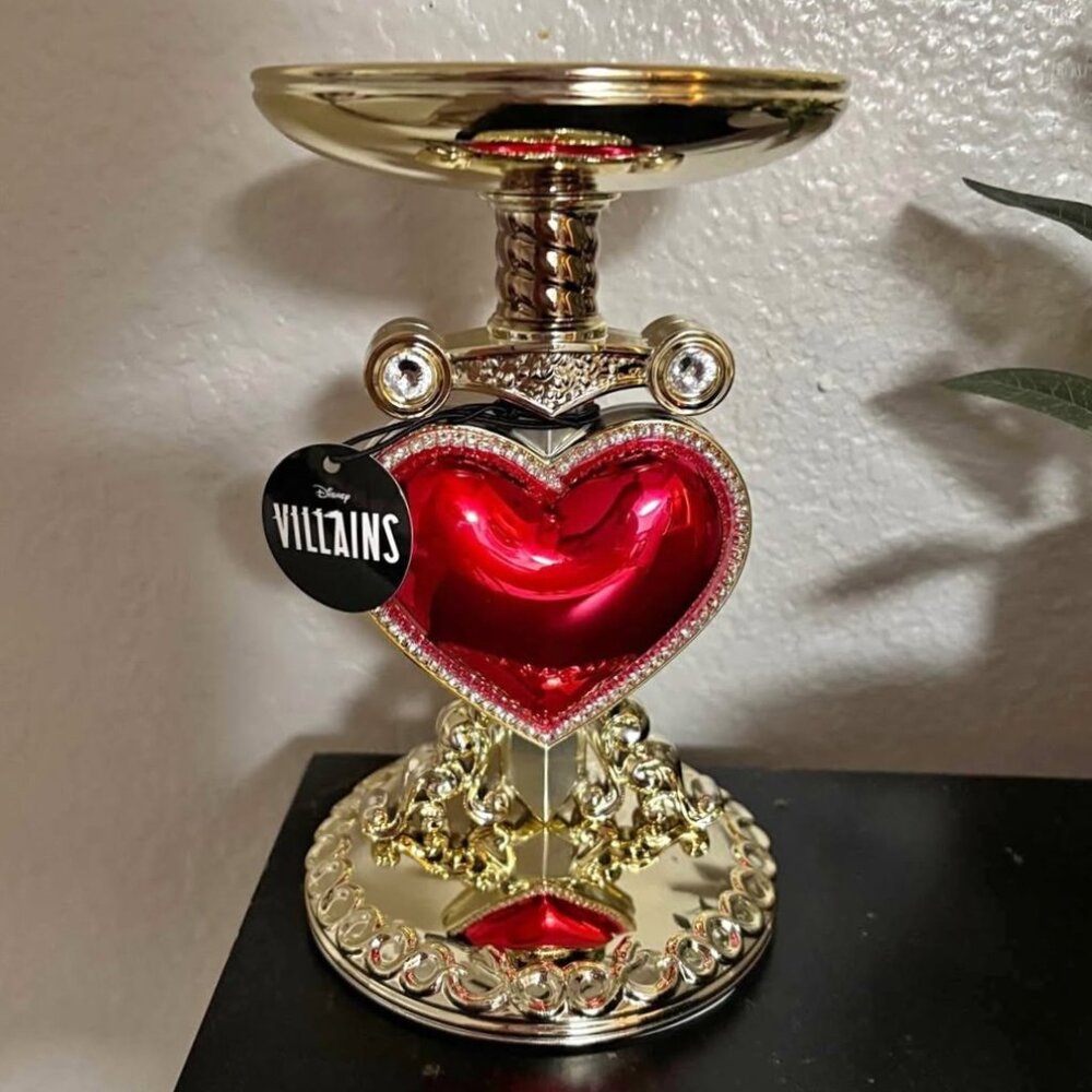 NIB Disney Villains EVIL QUEEN Red Heart Gold Dagger Candle Holder Collection